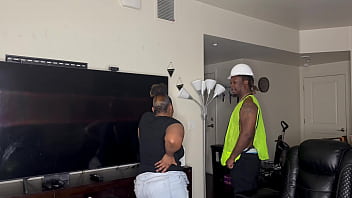 Construction Worker Whore Kendale Give His Client A BBC While On The Job